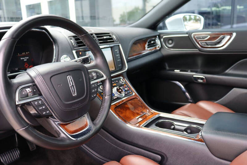 2018 Lincoln Continental Reserve