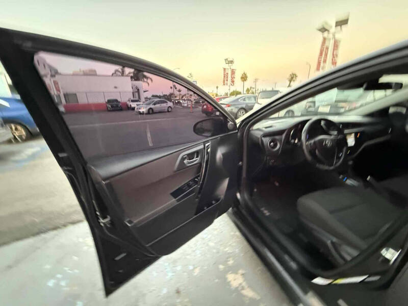 2017 Toyota Corolla iM