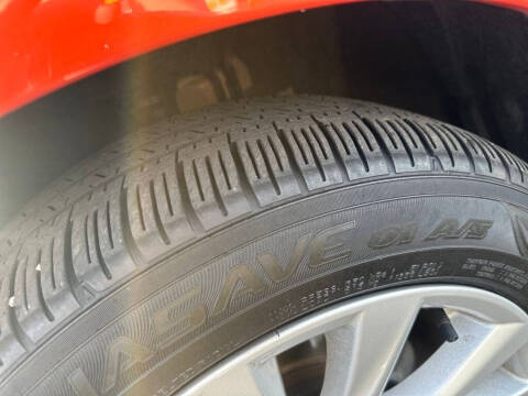 2025 Toyota Corolla Hatchback SE