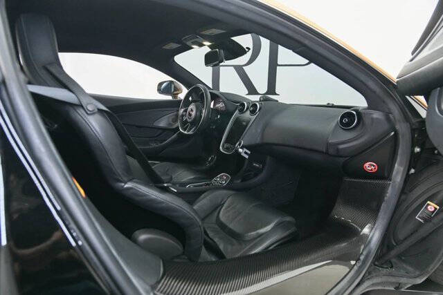 2016 McLaren 570S