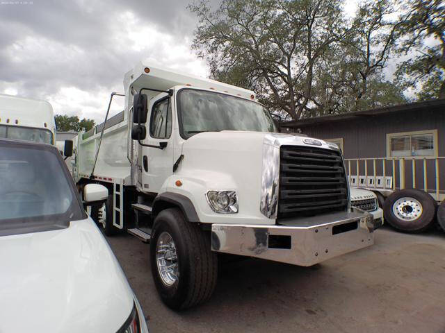 2015 Freightliner 108 SD