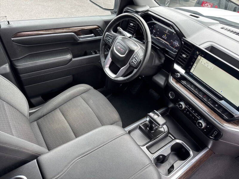 2023 GMC Sierra 1500