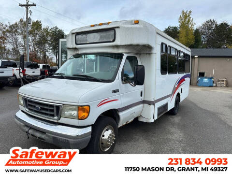 2005 Ford E-Series E-450 SD