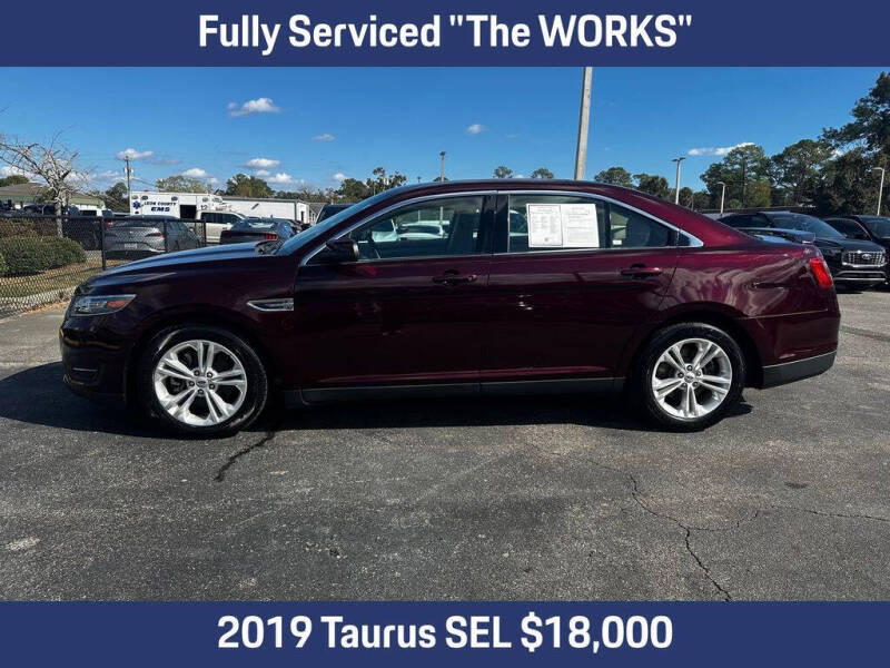 2019 Ford Taurus SEL