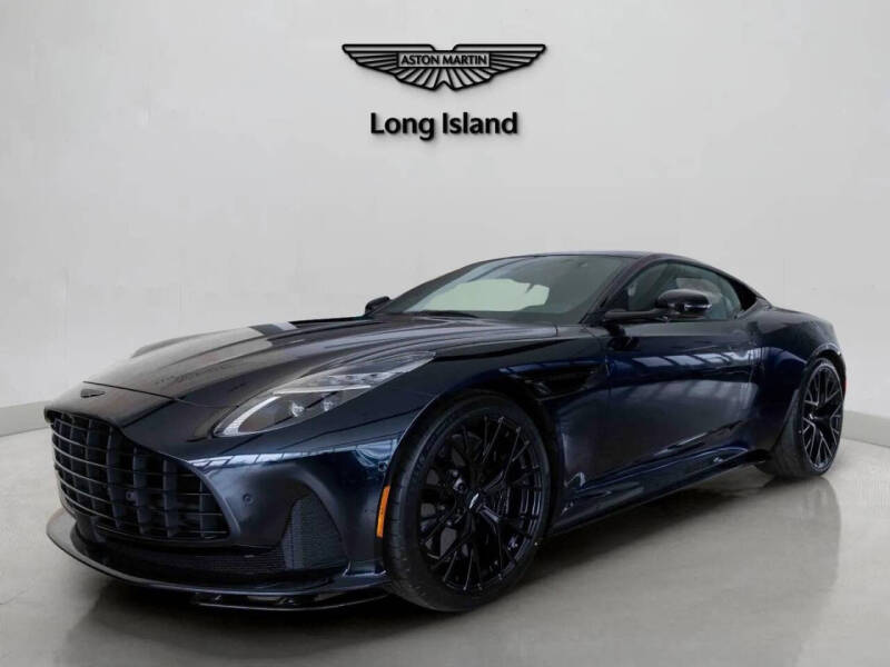 2025 Aston Martin DB12 V8