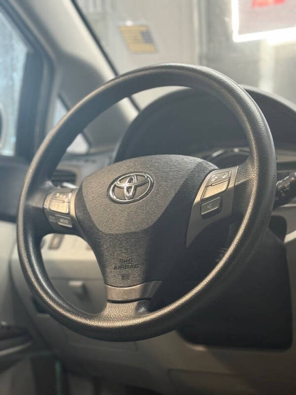 2011 Toyota Venza AWD V6