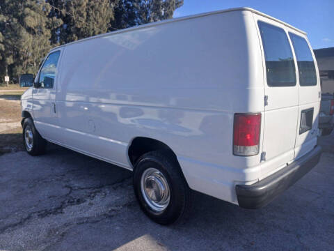 2000 Ford E-250