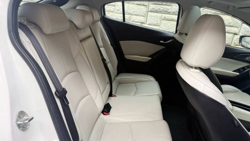 2017 Mazda MAZDA3 Grand Touring