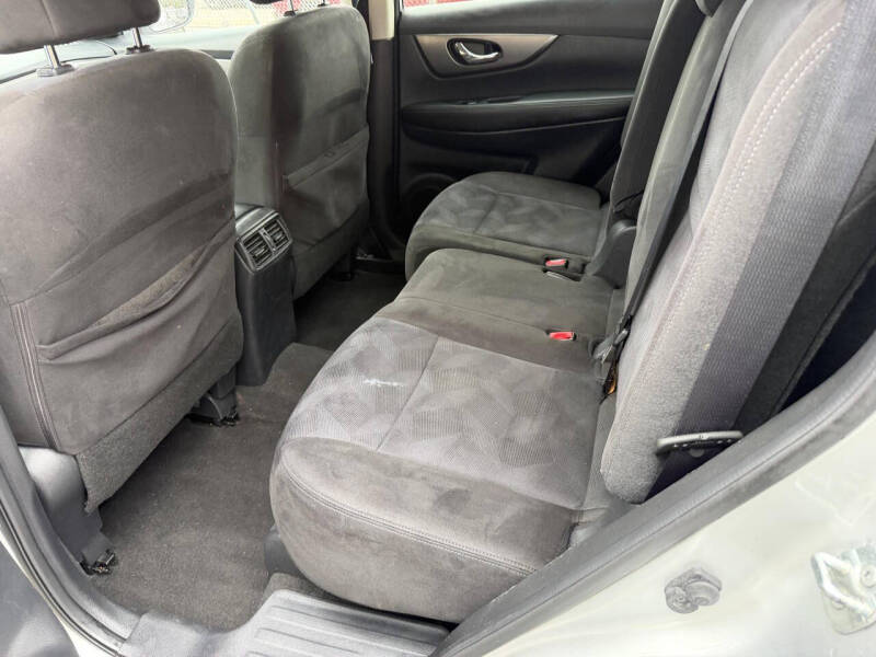 2015 Nissan Rogue SV