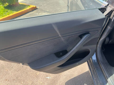 2017 Tesla Model 3 Long Range