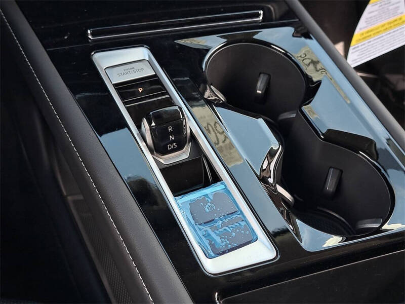 2025 Volkswagen Atlas SE 4Motion