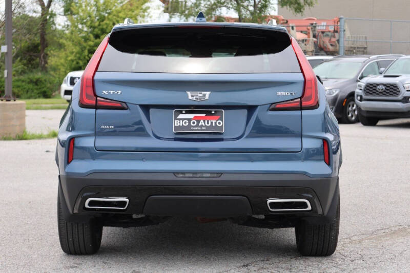 2024 Cadillac XT4 Premium Luxury