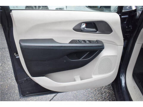 2021 Chrysler Pacifica Touring