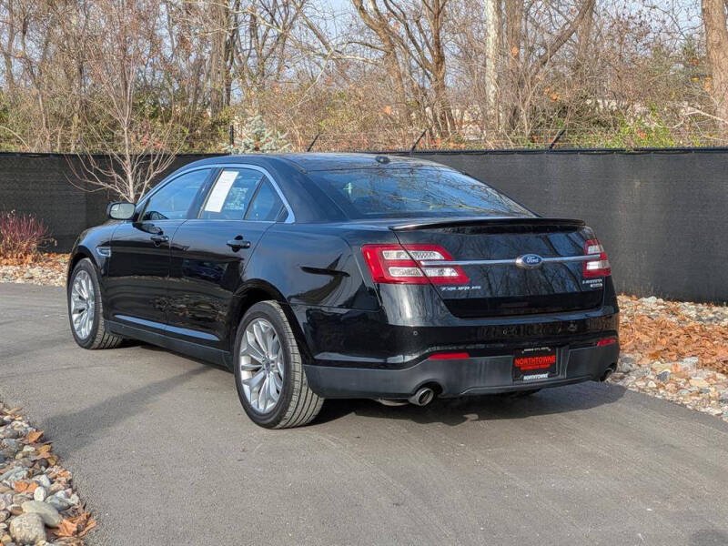 2015 Ford Taurus Limited