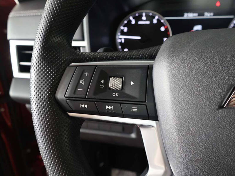 2026 Mitsubishi Outlander ES