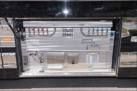 2008 Prevost Marathon XL45