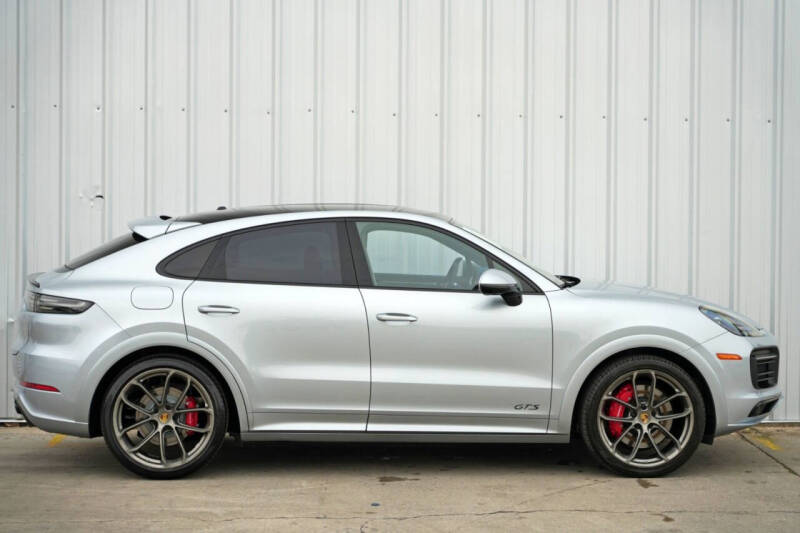 2021 Porsche Cayenne GTS Coupe