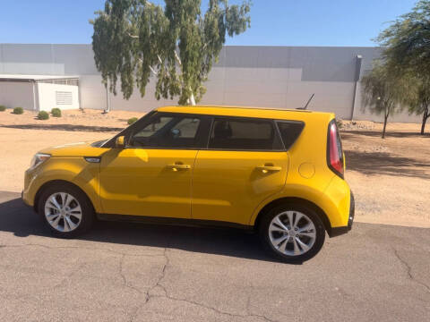 2016 Kia Soul +
