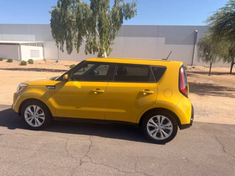 2016 Kia Soul +