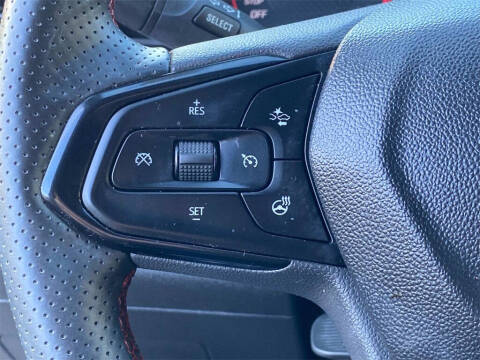 2025 Chevrolet Trax RS