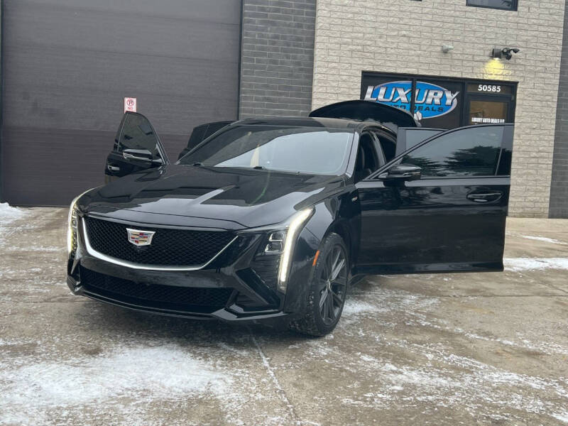 2025 Cadillac CT5-V