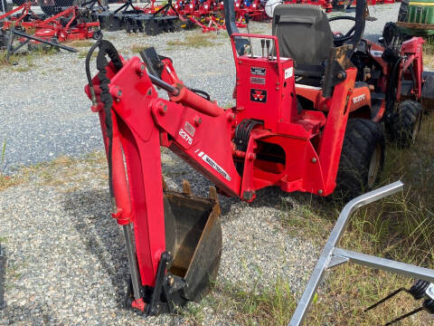 2005 Massey Ferguson GC2310TLB