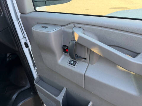 2021 Chevrolet Express 2500