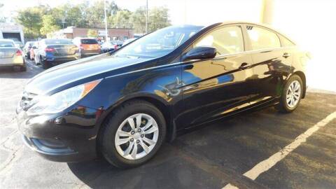 2013 Hyundai Sonata for sale at Absolute Leasing in Elgin IL