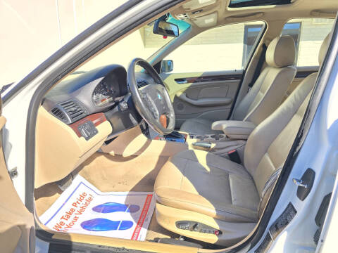 2004 BMW 3 Series 325i