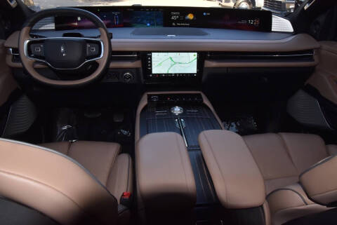 2025 Lincoln Navigator Black Label