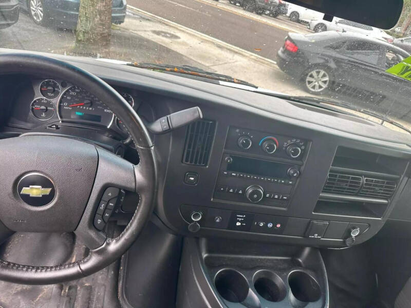 2020 Chevrolet Express 2500