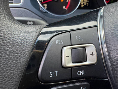 2015 Volkswagen Jetta SE