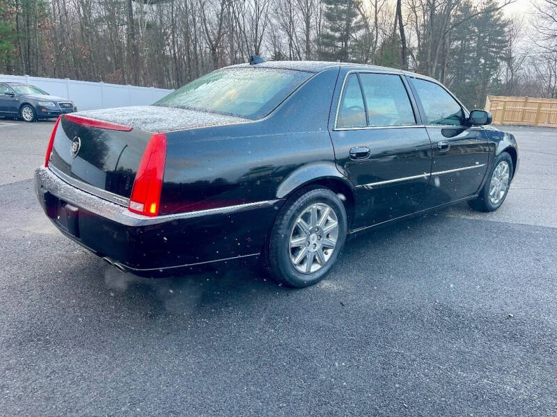 2011 Cadillac DTS Premium Collection
