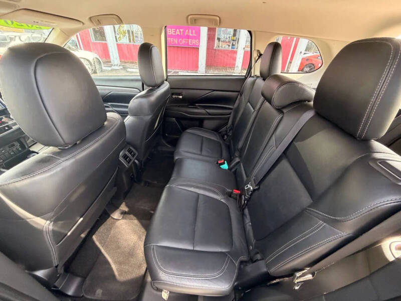 2020 Mitsubishi Outlander