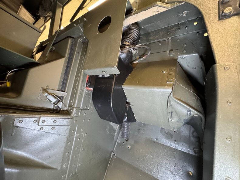 1995 AM General Hummer