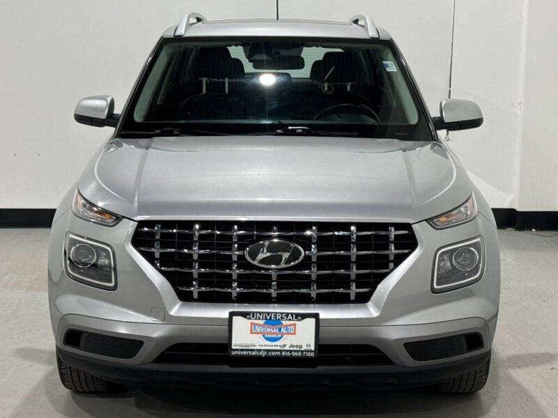 2023 Hyundai Venue SEL