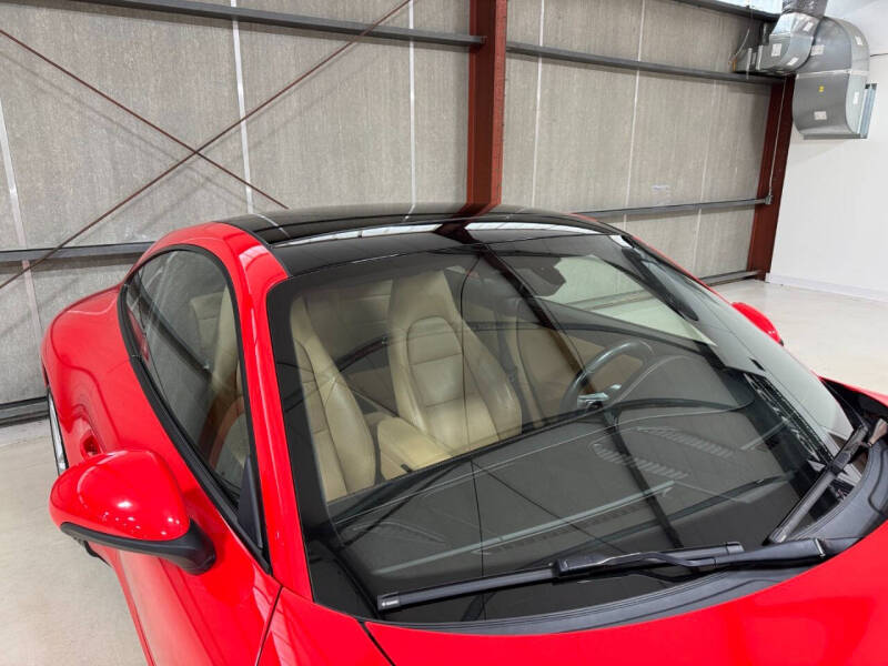 2018 Porsche 911 Carrera