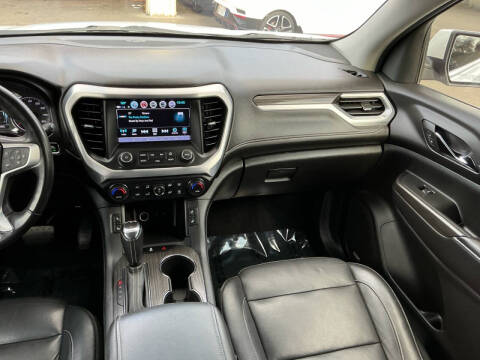2019 GMC Acadia SLT-1