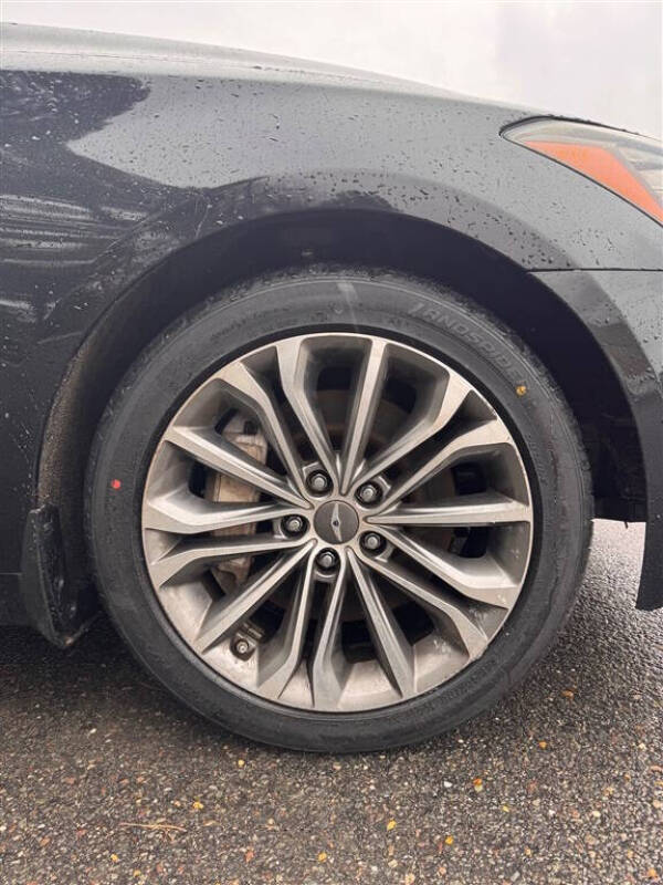 2015 Hyundai Genesis