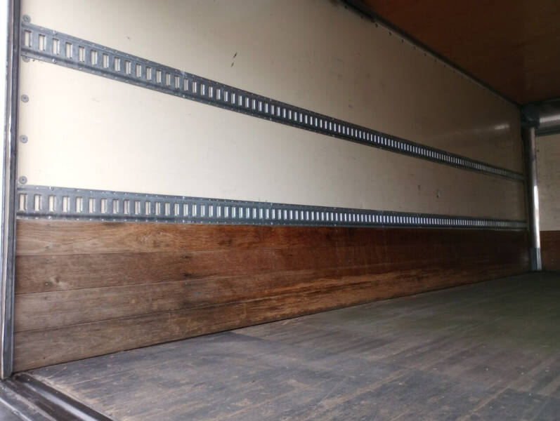 2014 Freightliner M2 106