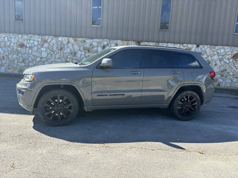 Used 2019 Jeep Grand Cherokee Altitude with VIN 1C4RJFAG9KC805161 for sale in Maysville, KY