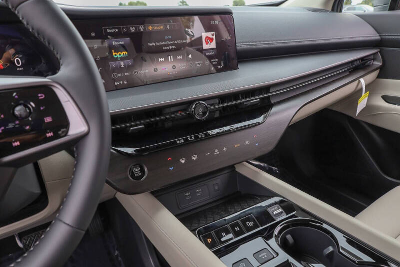 2025 Nissan Murano SV