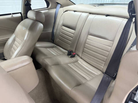 2002 Ford Mustang GT Deluxe