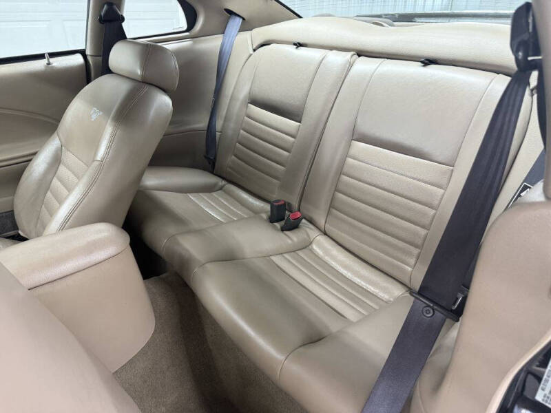 2002 Ford Mustang GT Deluxe