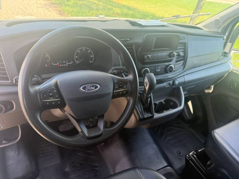2024 Ford Transit 250