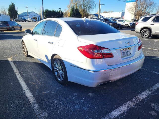 2014 Hyundai Genesis 3.8L