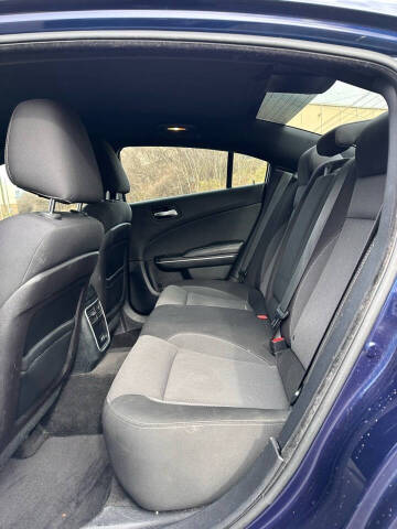 2015 Dodge Charger SE