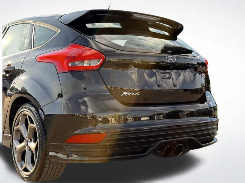 2018 Ford Focus ST