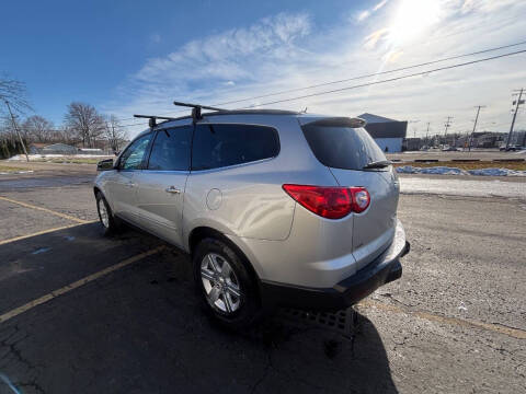 2011 Chevrolet Traverse LT