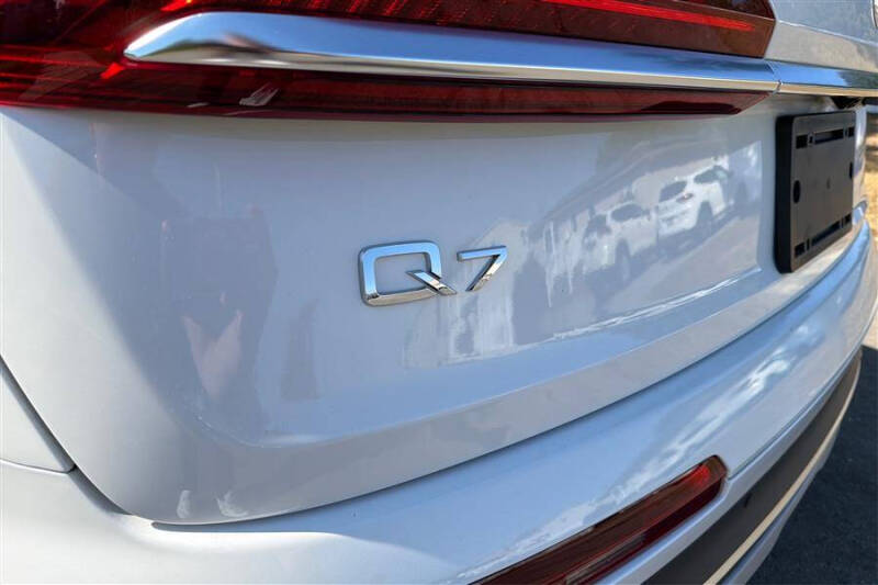 2024 Audi Q7 quattro Premium Plus 45 TFSI